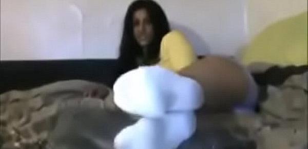  Woman shows Feet and  Asshole